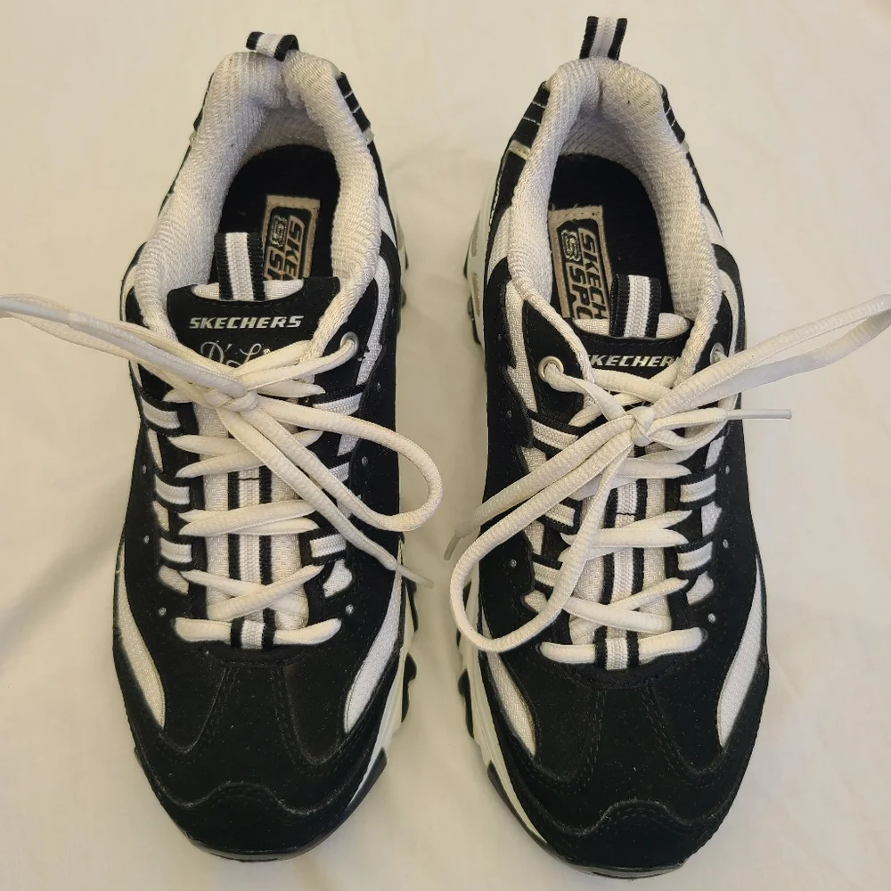 Skechers D'lites - Black & White Me Time Sneaker Size 7.5 - Picture 1 of 8